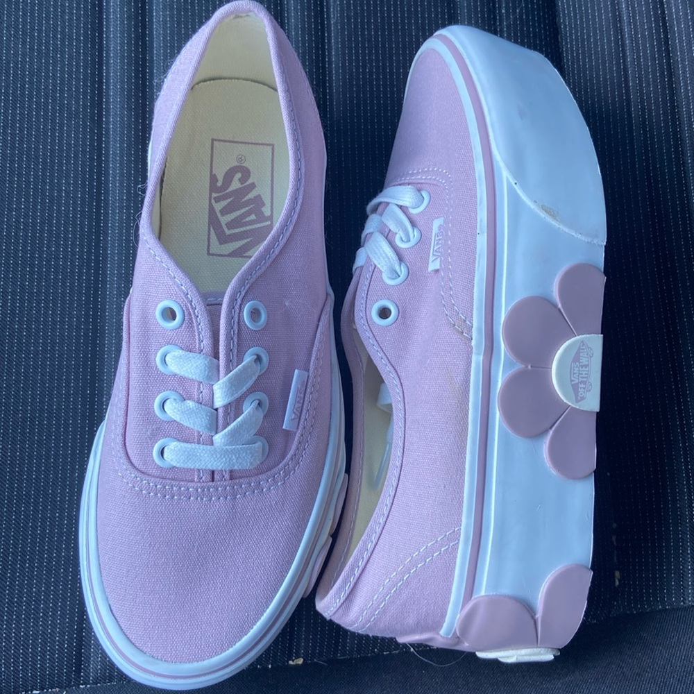 Adorable platform vans size 5 W sneakers